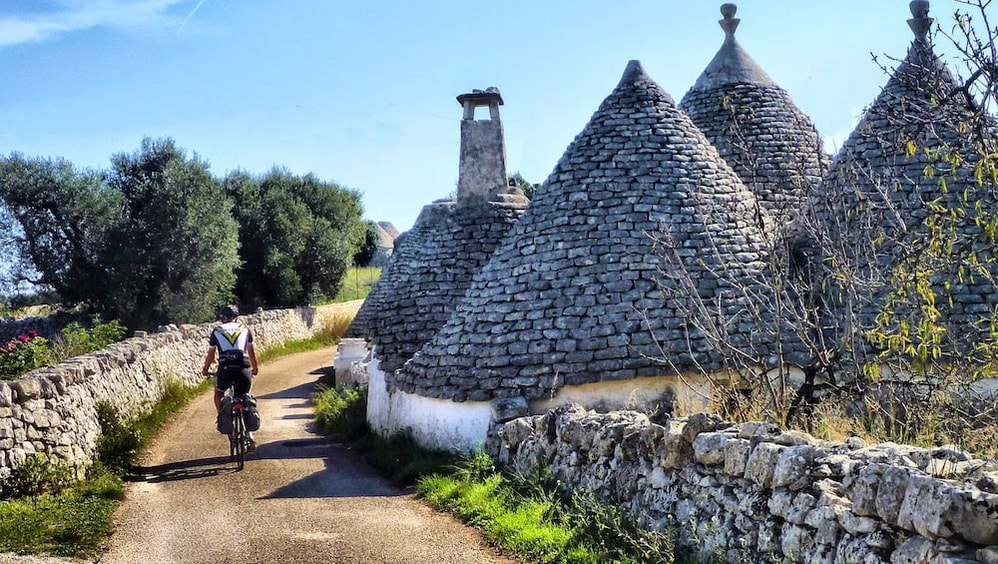 Gravel: het fietspad van het Apulische aquaduct